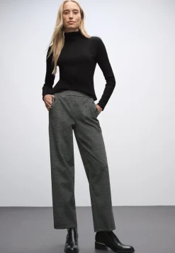 Basic Rollkragenshirt
