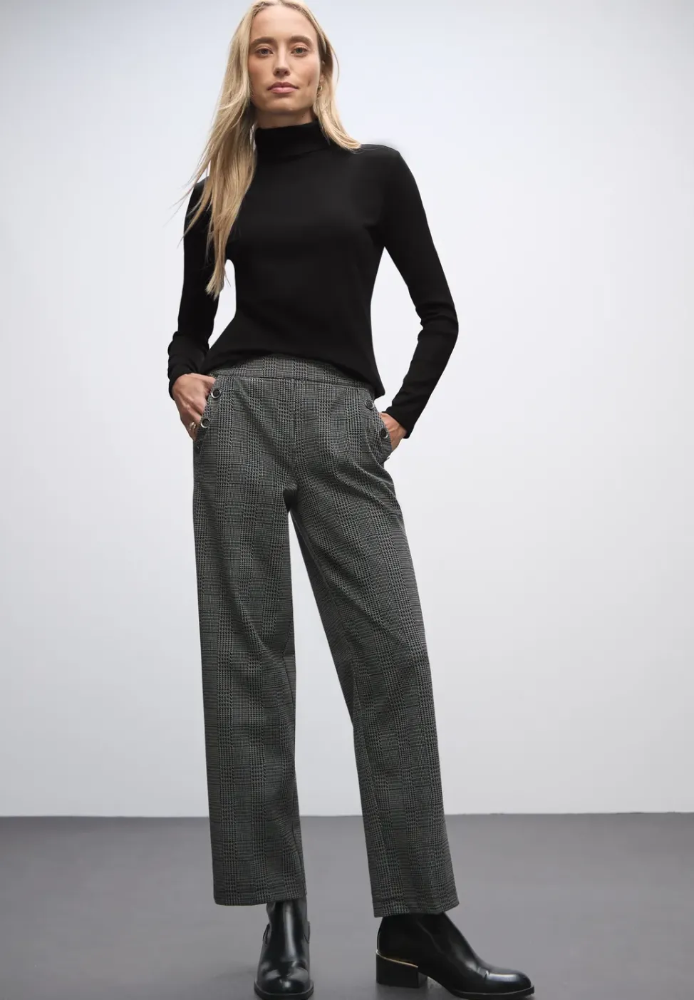 Basic Rollkragenshirt