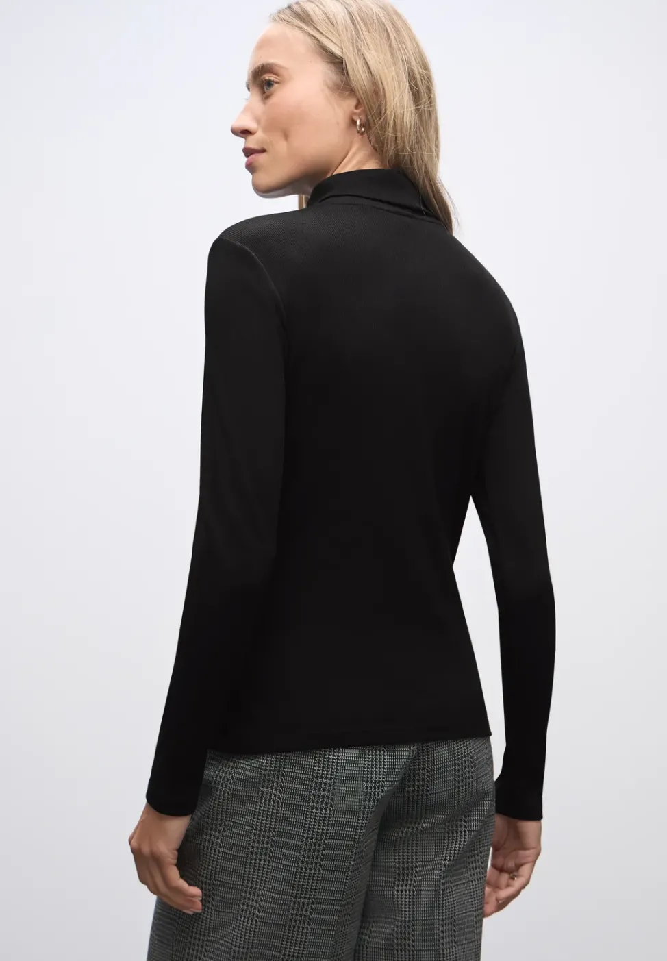 Basic Rollkragenshirt