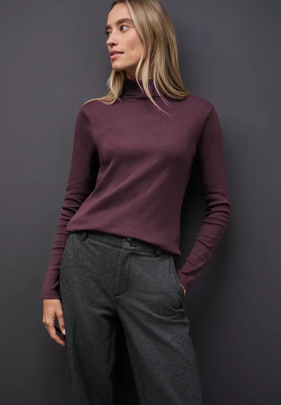 Basic Rollkragenshirt