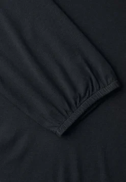 Basic Shirt