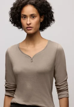 Basic Shirt mit Knopfdetail