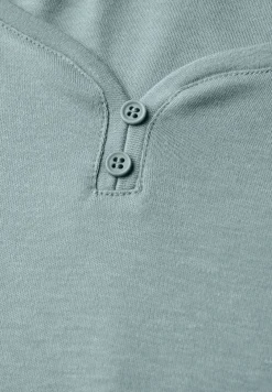 Basic Shirt mit Knopfdetail