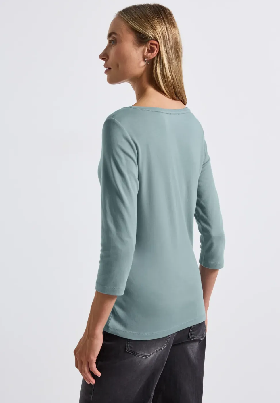 Basic Shirt mit Knopfdetail