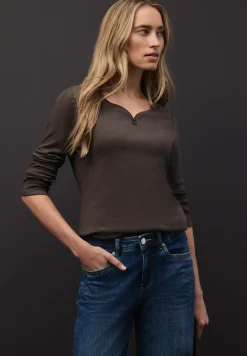 Basic Shirt mit Knopfdetail