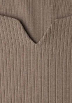 Basic Shirt mit Rippstruktur