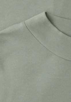Basic Shirt mit Turtle Neck