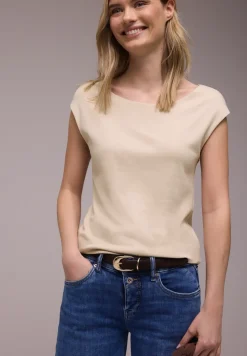 Basic Shirt mit U-Boot-Ausschnitt
