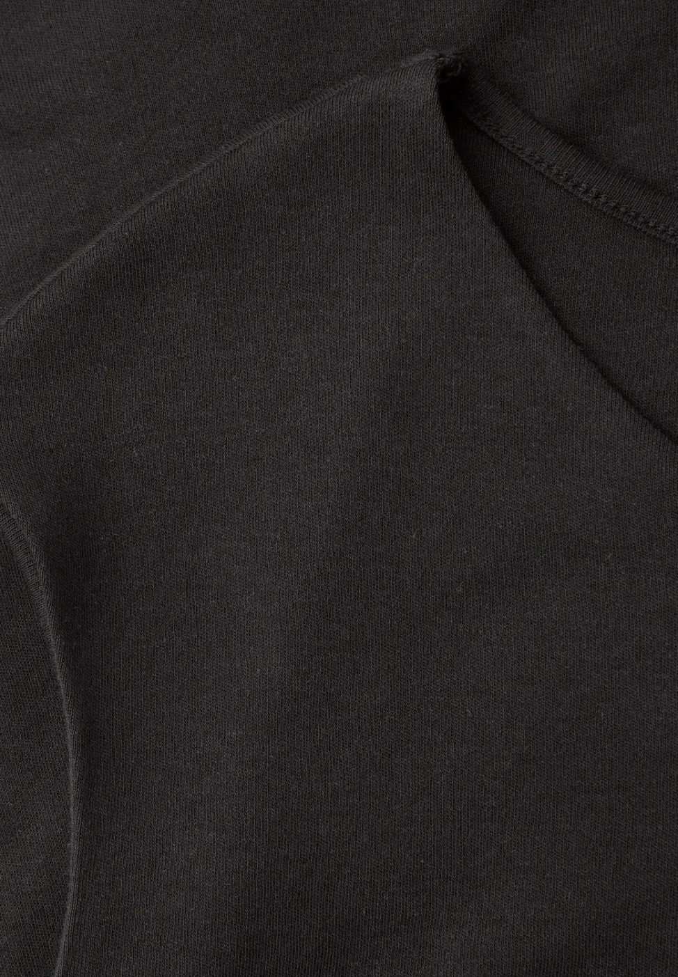 Basic Shirt mit U-Boot-Ausschnitt