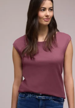 Basic Shirt mit U-Boot-Ausschnitt