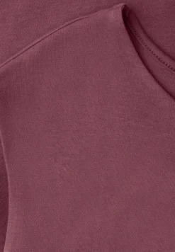 Basic Shirt mit U-Boot-Ausschnitt