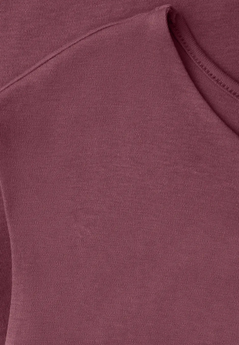 Basic Shirt mit U-Boot-Ausschnitt