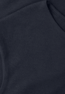 Basic Shirt mit U-Boot-Ausschnitt