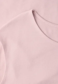 Basic Shirt mit U-Boot-Ausschnitt
