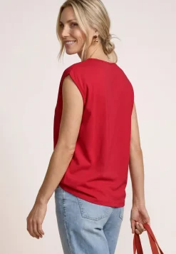 Basic Shirt mit U-Boot-Ausschnitt