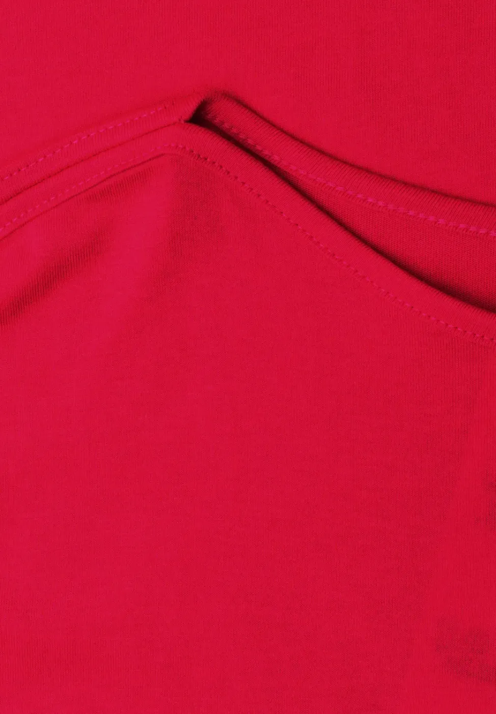 Basic Shirt mit U-Boot-Ausschnitt