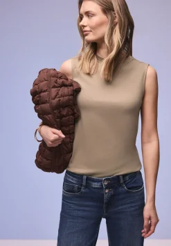 Basic Top