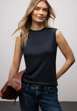 Basic Top