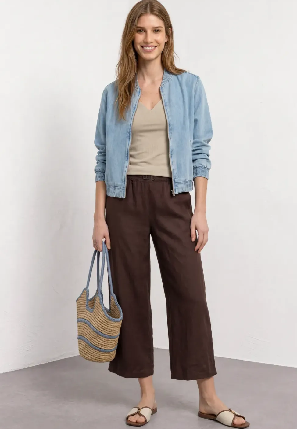Basic Top mit Herzausschnitt