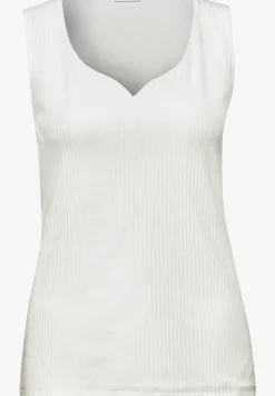 Basic Top mit Herzausschnitt
