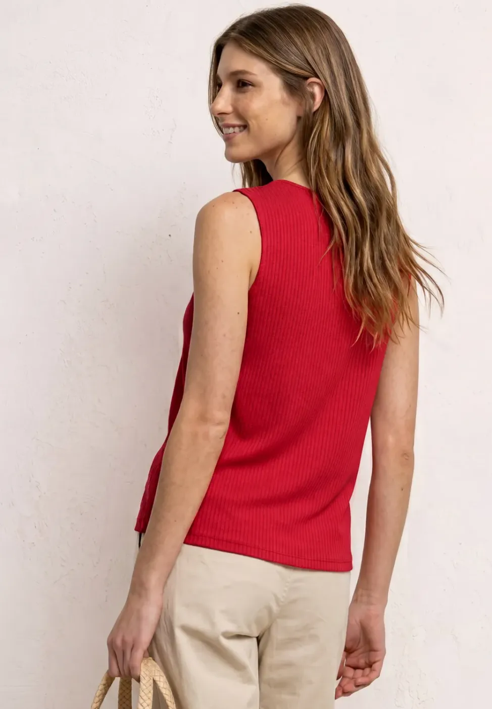 Basic Top mit Herzausschnitt