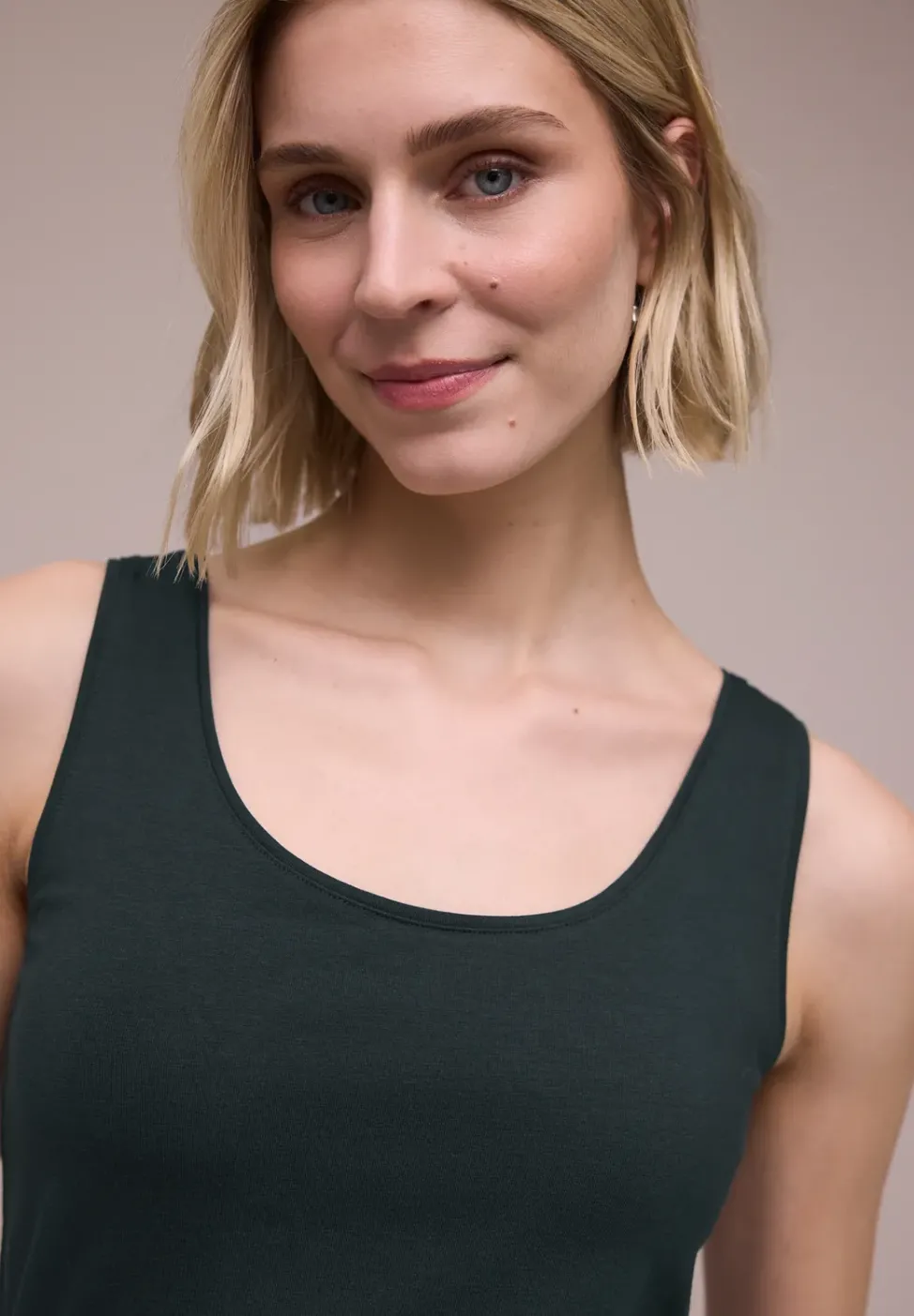 Basic Top mit Rundhals aus Jersey