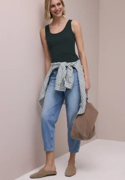 Basic Top mit Rundhals aus Jersey