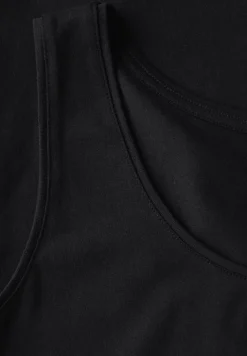 Basic Top mit Rundhals in Unifarbe