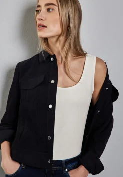 Basic Top mit Rundhals in Unifarbe