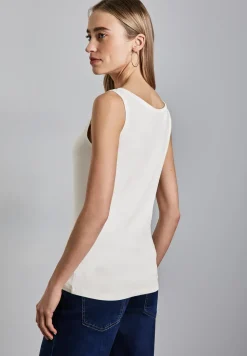 Basic Top mit Rundhals in Unifarbe