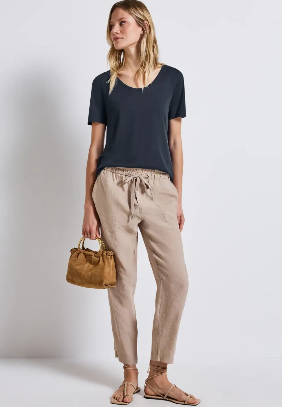 Basic T-Shirt