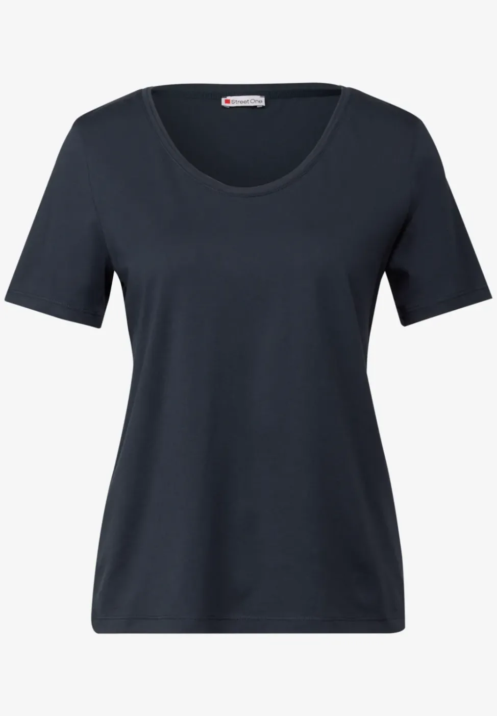 Basic T-Shirt