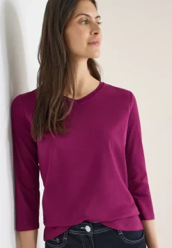 Basic T-Shirt