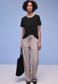Basic T-Shirt aus reiner Baumwolle