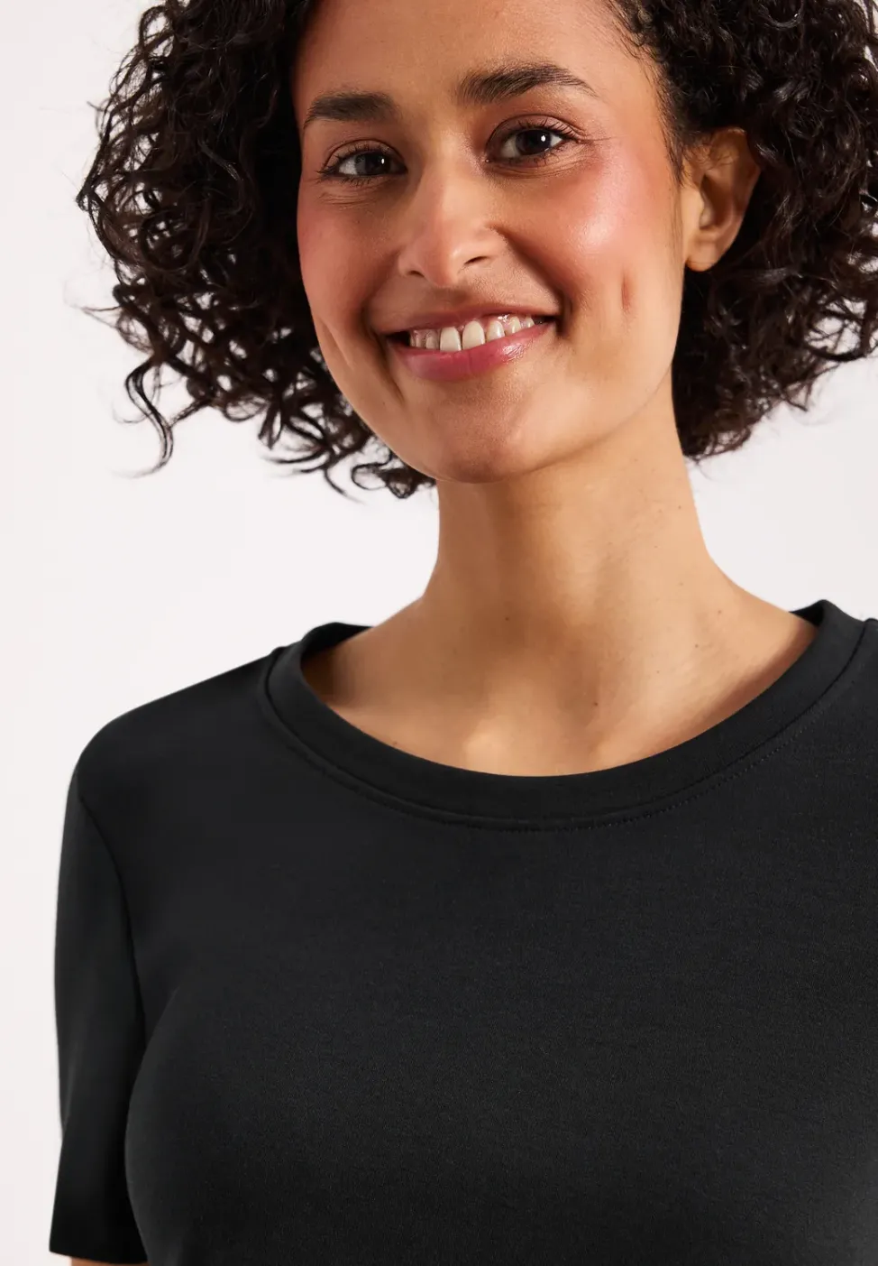 Basic T-Shirt aus reiner Baumwolle