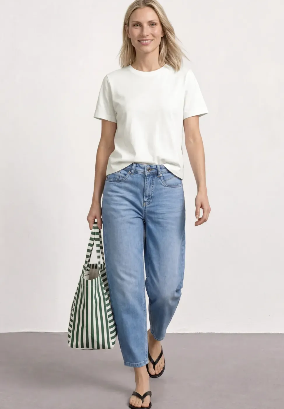 Basic T-Shirt im verkürzten Schnitt
