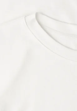 Basic T-Shirt im verkürzten Schnitt