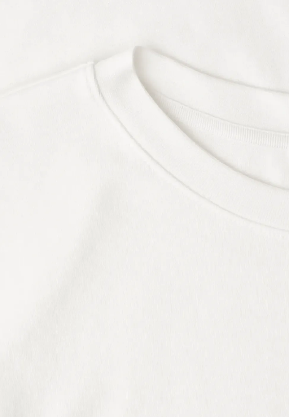 Basic T-Shirt im verkürzten Schnitt