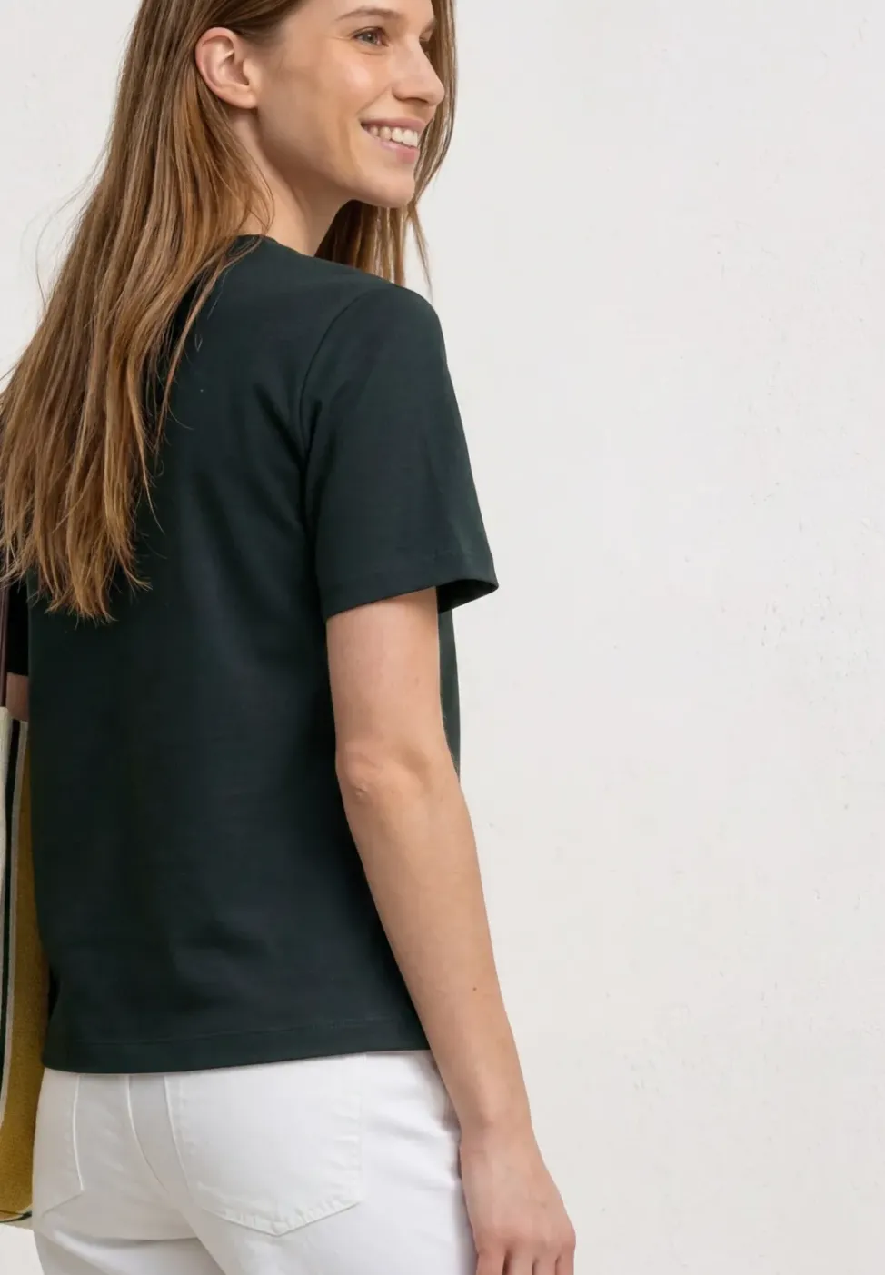 Basic T-Shirt im verkürzten Schnitt