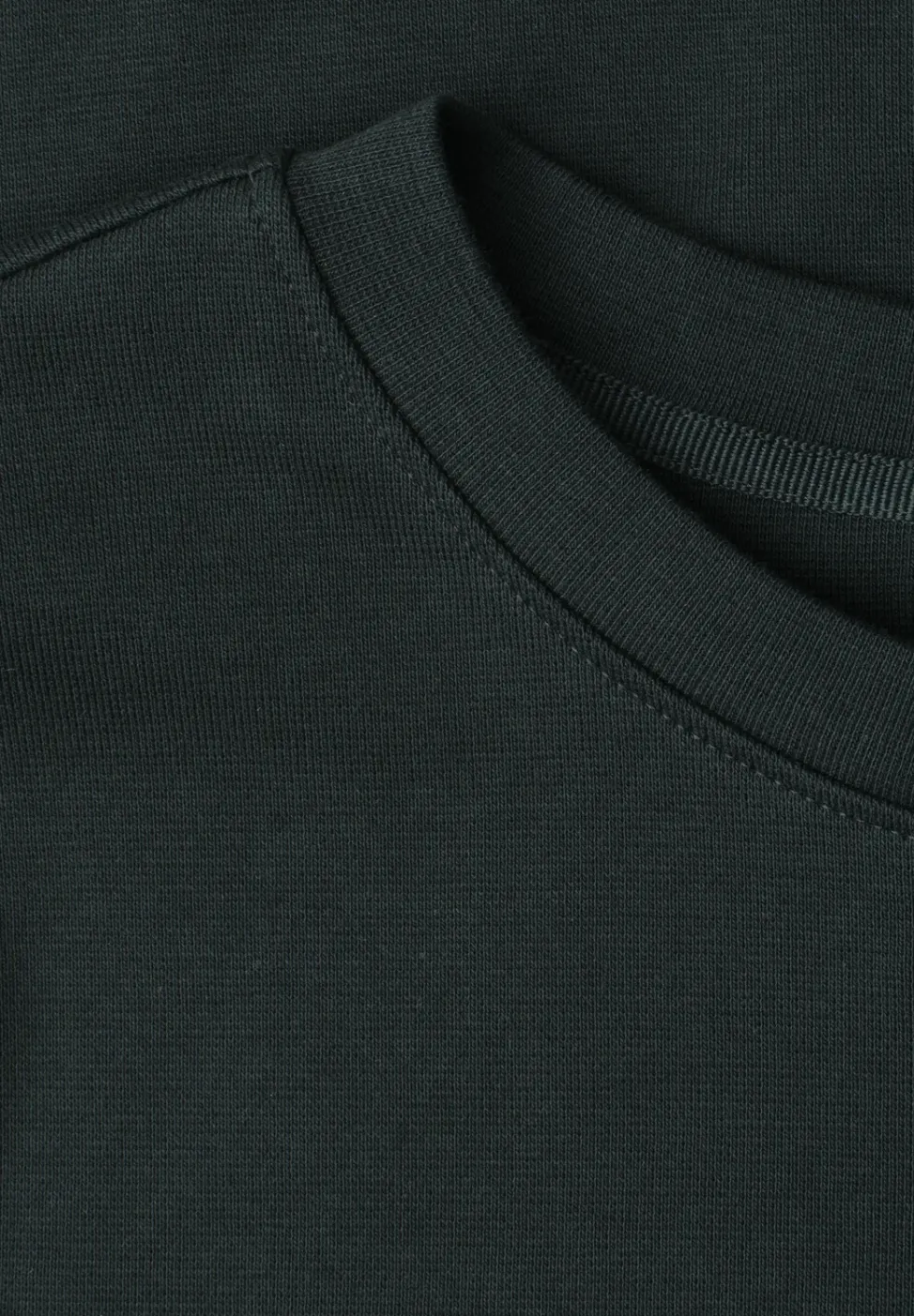 Basic T-Shirt im verkürzten Schnitt
