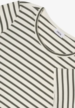 Basic T-Shirt in Rippstruktur