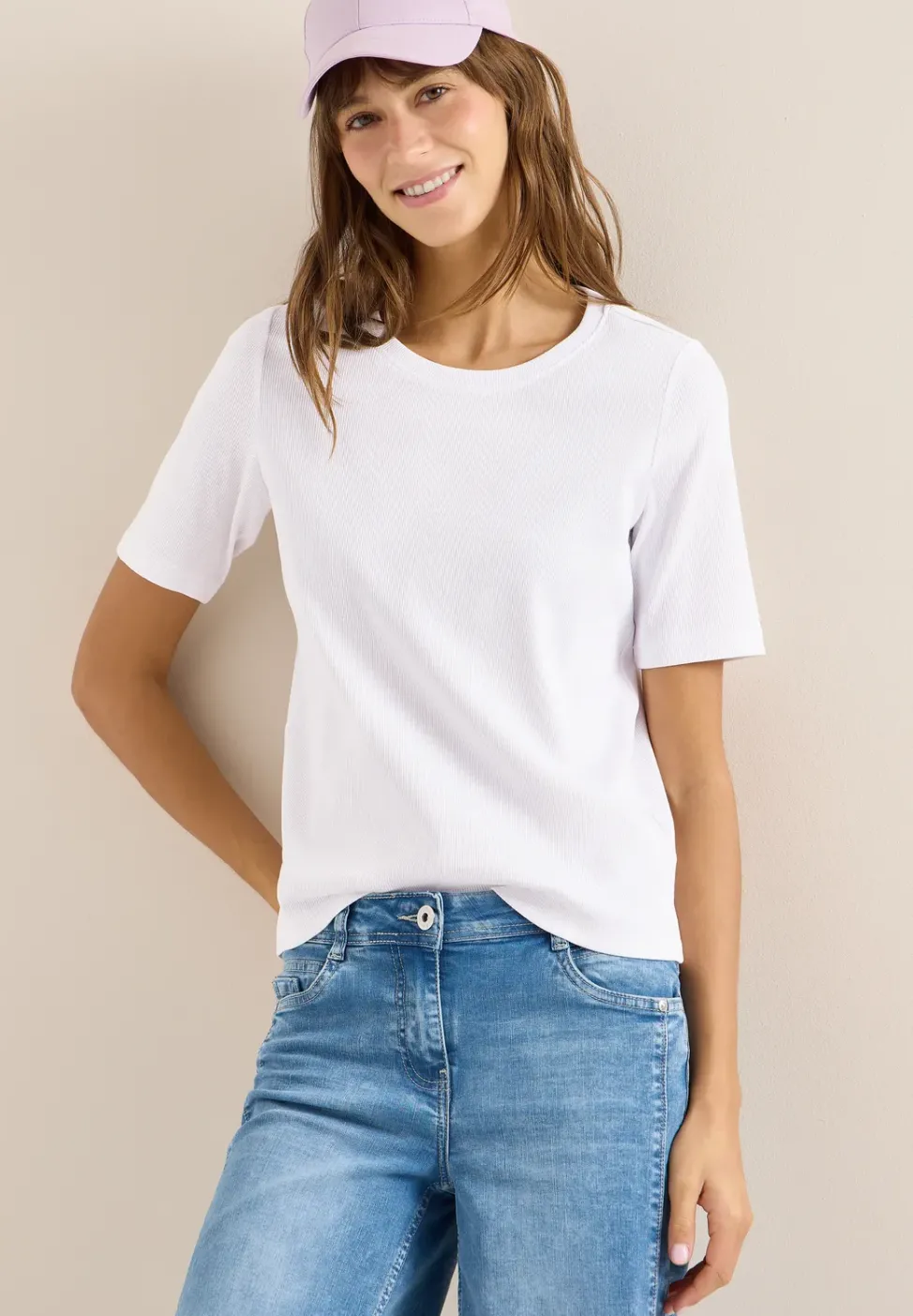 Basic T-Shirt in Rippstruktur