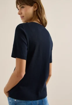 Basic T-Shirt in Rippstruktur
