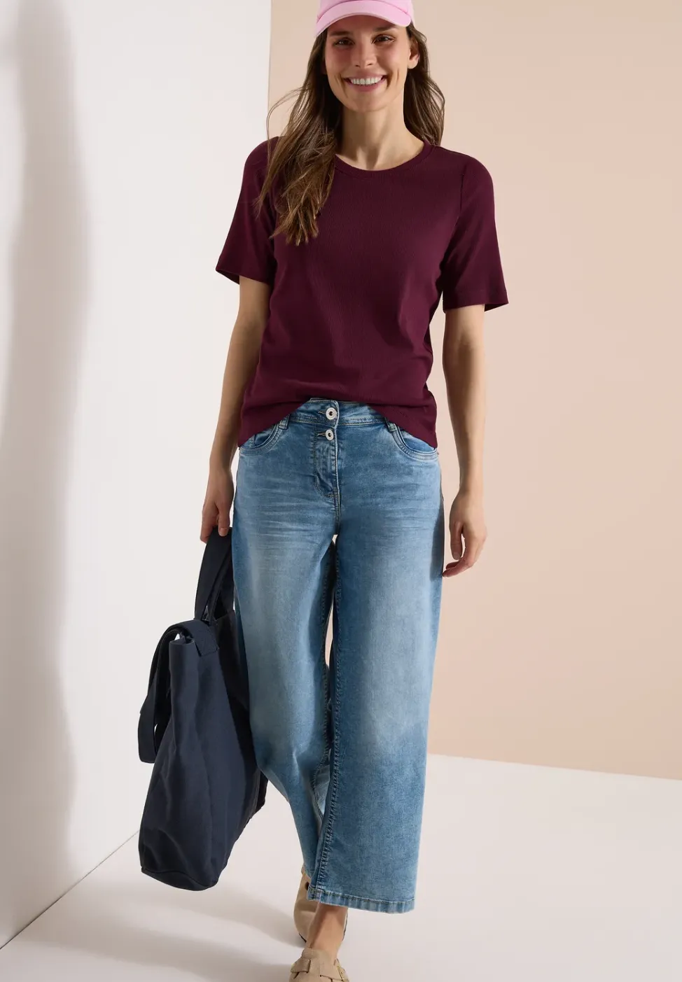 Basic T-Shirt in Rippstruktur