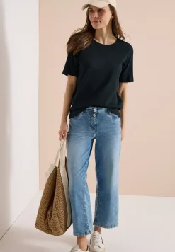 Basic T-Shirt in Rippstruktur