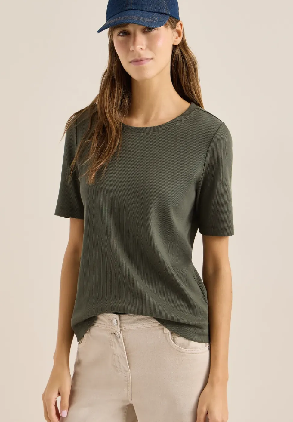 Basic T-Shirt in Rippstruktur