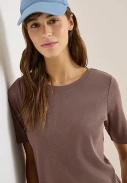 Basic T-Shirt in Rippstruktur