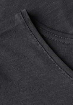 Basic T-Shirt in Unifarbe