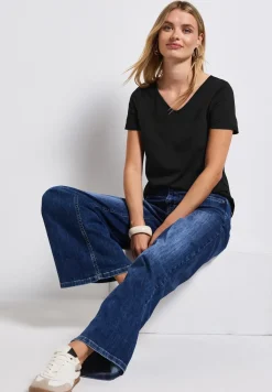 Basic T-Shirt in Unifarbe