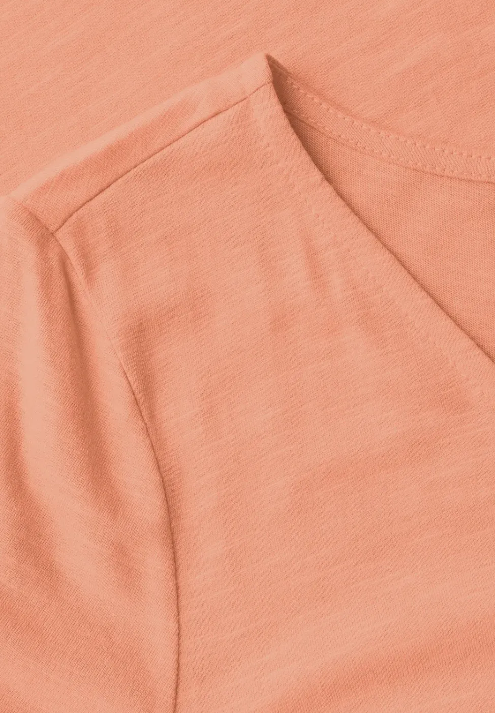 Basic T-Shirt in Unifarbe